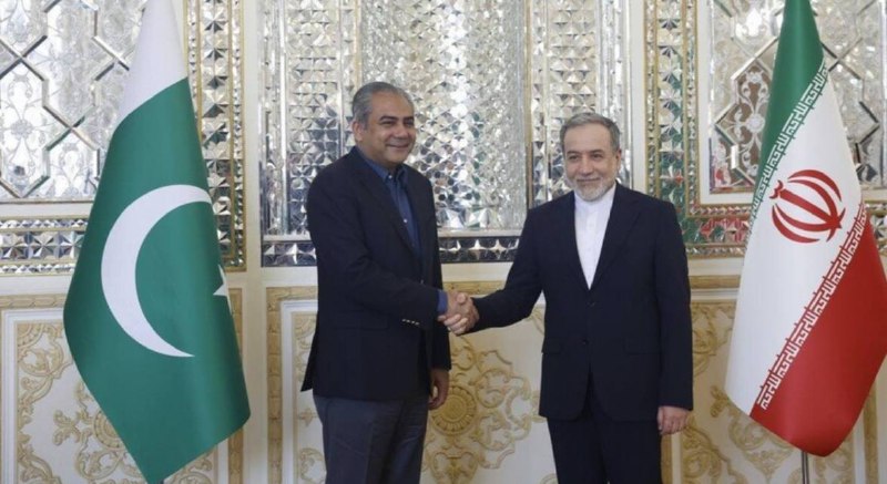 — 🇵🇰/🇮🇷 חדש: שר הפנים הפקיסטני ביקר באיראן והבטיח לשר הפנים אראקצ'י כי 'הסכם ההגנה של מכה' אינו מיועד ל…