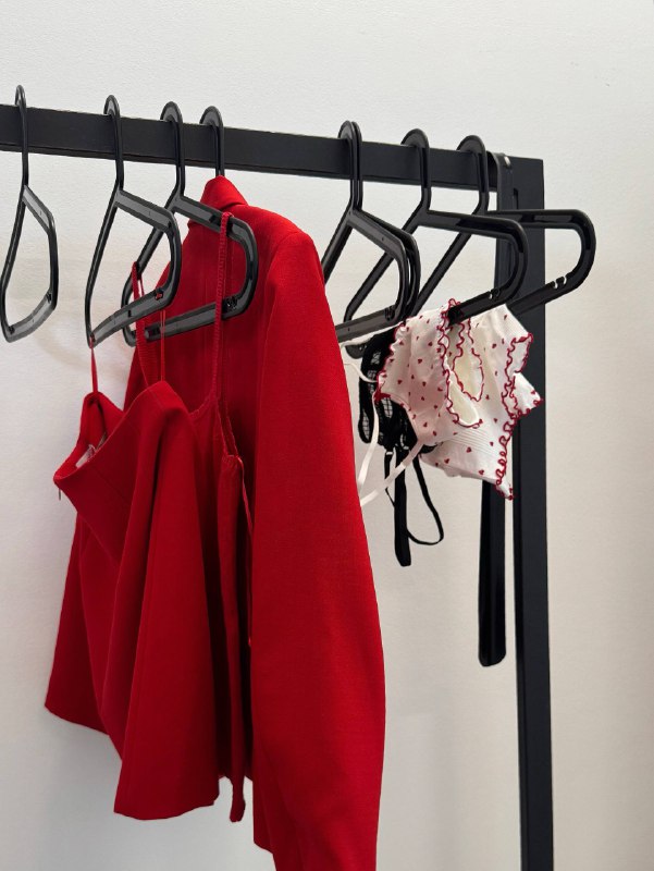 Небрежные укладки для моей клиентки Это тот человек, к которому я мечтаю и не могу попасть уже пол года — мой косметолог Даша Лучшая! Отличный врач, еще и блог успевает вести + ищет новые форматы, чтобы клиентам было интересно смотреть советы и лайфхаки из мира косметологии💘Небрежные укладки для моей клиентки Это тот человек, к которому я мечтаю и не могу попасть уже пол года — мой косметолог Даша Лучшая! Отличный врач, еще и блог успевает вести + ищет новые форматы, чтобы клиентам было интересно смотреть советы и лайфхаки из мира косметологии💘