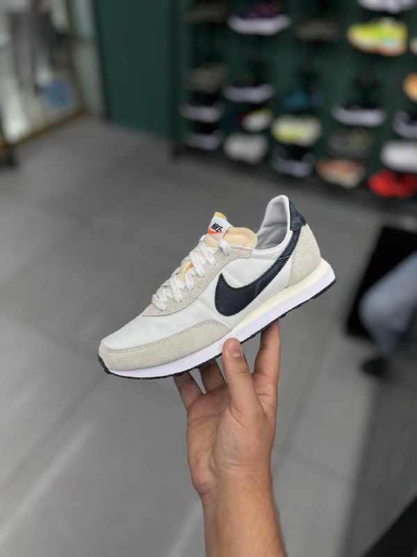 سرای کفش جهانی سید کمال: Nike 🌊Size: 38.5CM: 24🌊Cost: 4.550 T⭕️سفارش در:@Katoniorjinall