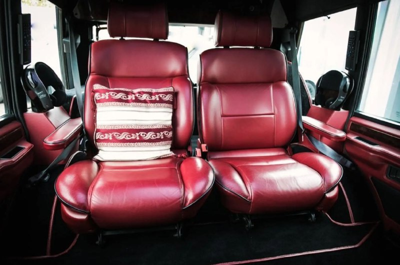 Продают уникальный длинный Range Rover 8