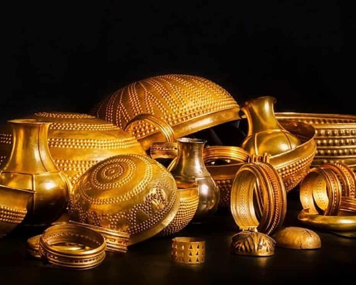 مدارا: سرقت گنجینه ۳۰۰۰ ساله در اسپانیا🔹سارقان حرفه‌ای در یک عملیات فوق‌العاده سریع و حساب‌شده، موفق شدند تنها در چهار دقیقه، گ