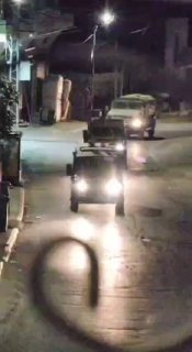 כוחות הכיבוש מסתערים מחדש על העיירה טוקו', דרומית מזרחית לבית לחם.