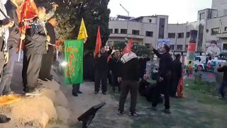 🎦 כיכר פורדוסי ונכונות האנשים להשתתף בהלוויה של המנהיג ההרוג