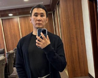 Лидера якутского «Яблока» зарегистрировали кандидатом на выборы в Госдуму. Он открыто выступает против войныЛидера республиканского отделения «Яблока» Анатолия Ноговицына зарегистрировали кандидатом в депутаты Госдумы по Якутскому одномандатному округу. Об