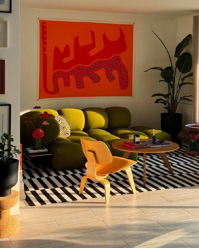 Смотрите, как классно чёрно-белый ковер разбавляет интерьер Кстати, ковер из Икеи, нашла такой на Яндекс Маркете - ссылка Please open Telegram to v... - изображение 8 - ковер, telegram, view