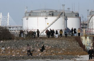 После украинских ударов по НПЗ в России остановлены мощности, производящие до 44% дизельного топлива и 41% бензинаПосле недавних атак украинских дронов в России полностью или частично остановлена работа 13 нефтеперерабатывающих заводов (НПЗ), подсчитала «Н
