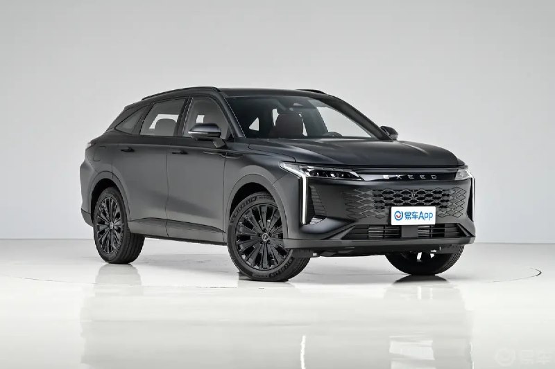 Chery показала новый Omoda C9 примерно за ₽1,3 миллиона — за эти деньги предлага