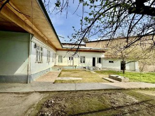 Срочно 5.4 сотох (фасад 19*29) участка сотилади)