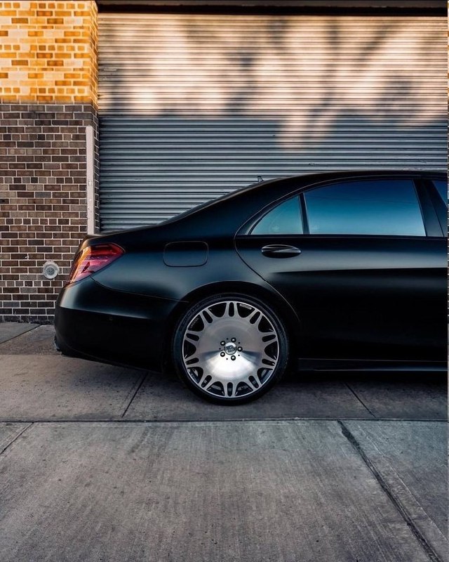 Mercedes Benz S Class (w222) BRABUS 4
