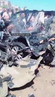 ️🇮🇱🇵🇸 התקיפה הישראלית על הרכב בדיר אל-בלח, מרכז עזה, גרמה למותם של שני בני אדם וארבעה נוספים נפצעו.