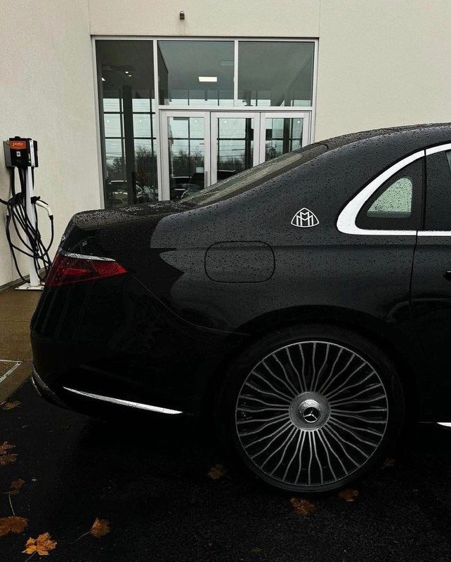 Mercedes-Maybach S680 3