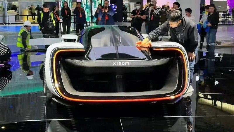 Xiaomi показала экстремальный суперкар Vision GT 4