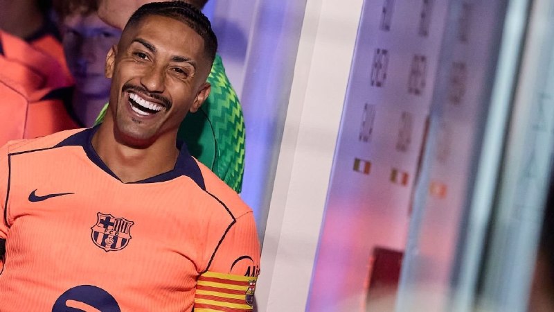 فوتبال اروپا | چمپیونزلیگ: ⚽️رافینیا به عنوان کاپیتان اول باشگاه بارسلونا انتخاب شد🔥 🌟🌟#hr @irUCL
