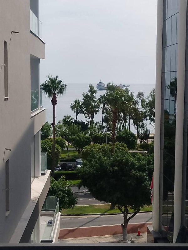 Brand-new 3-bedroom apartment for rent in Germasogeia photo 2