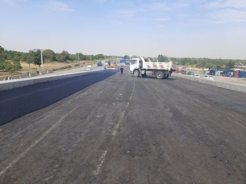 ▪️ کانال قزوینی ها ▪️: اجرای عملیات تراش و مرمت روکش آسفالت پل دفاع مقدس بصورت شبانه روزی بدون وقفه ادامه دارد🔹زارعی، مدیرعامل این سازمان از اج