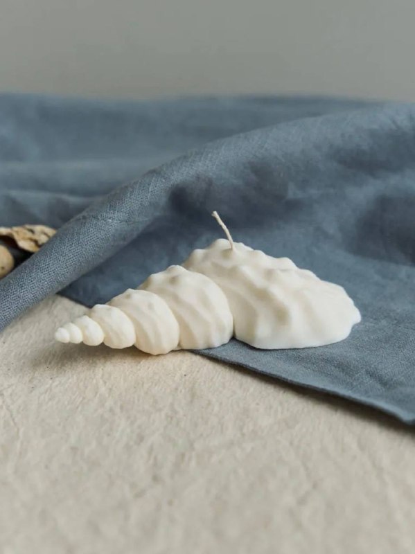 Нашлась классная свеча Калипсо в виде ракушки. Её можно использовать даже просто как декор для украшения пространства. Ссылка - изображение 2 - нашлась, классная, свеча