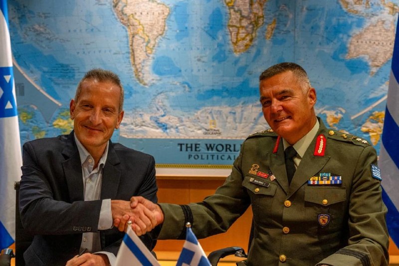 יוון טענה שקוד המקור היה חלק מעסקת המגן של אכילס. ישראל מאשרת שלא