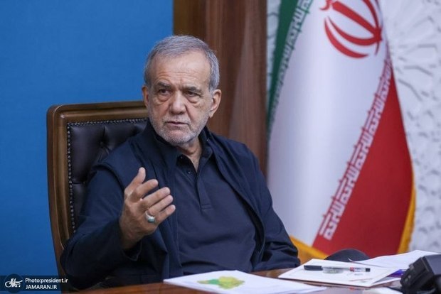 جماران: ✅ دستور جدید پزشکیان در مورد سوخت: صرفه‌جویی مصرف بنزین باید از دولتی‌ها شروع شود✅ برای کاهش تعداد و مصرف ماشین‌های دولت