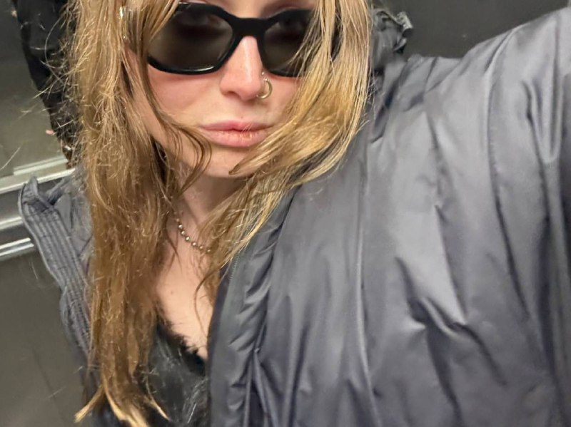 Скучаю по любимым клиентам, коллегам и park 💔Так сложились обстоятельства. Запланировано 2025 год стал для меня временем глубокого и продолжительного диалога с самой собой — о жизни, ценностях, здоровье. В котором не было места привычному и понятному. Таков мой труд. Всех с 1 мая — днем труда!