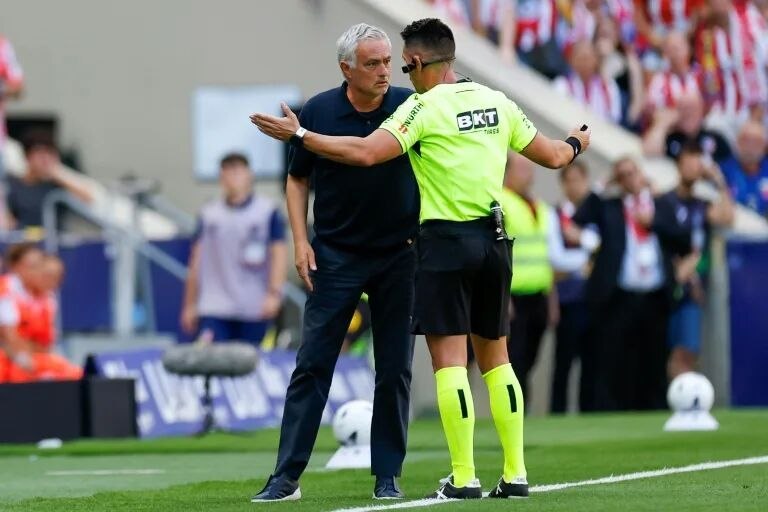 🔸Mourinho's anger after losing in the derby; The little referee was not in this game!