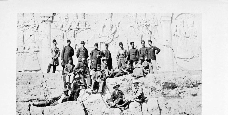 تاریخ تلخ: در ایران بیشتر از صد جا چشمهعلی هست که همه میگویند امیرالمومنین نیزهٔ خود را زده چشمه جاری گشته و بسیار جاها میگویند