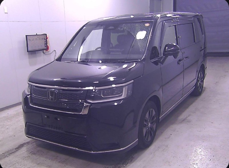 Honda Stepwgn 2023 фото 2