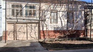 Hovli sotiladi Chilonzor 20 kvda