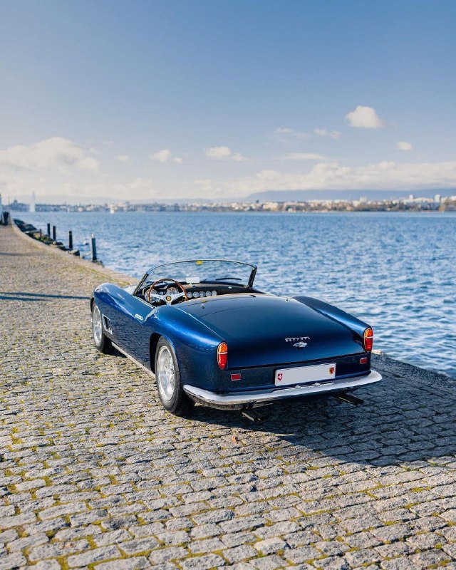 Ferrari 250 GT SWB california Spyder 6