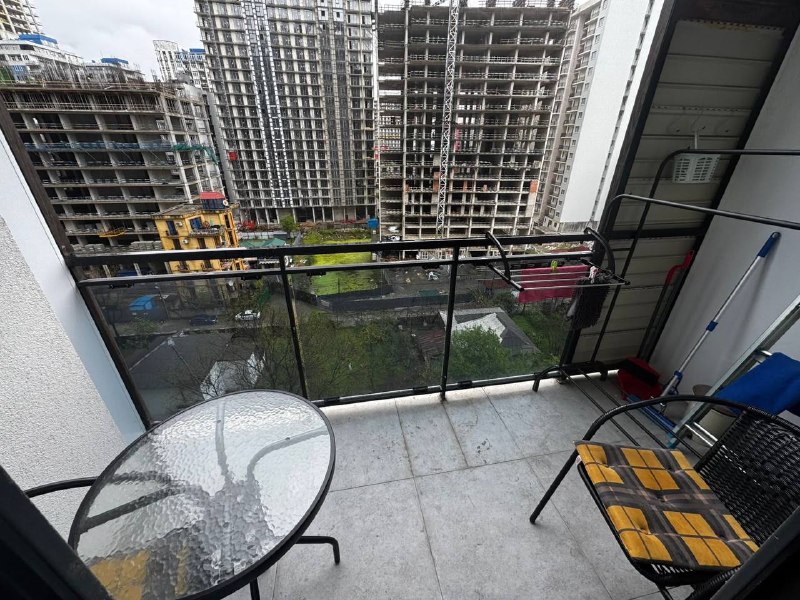 Сдается квартира студио с центра атапленем на новом бульваре — фото 1