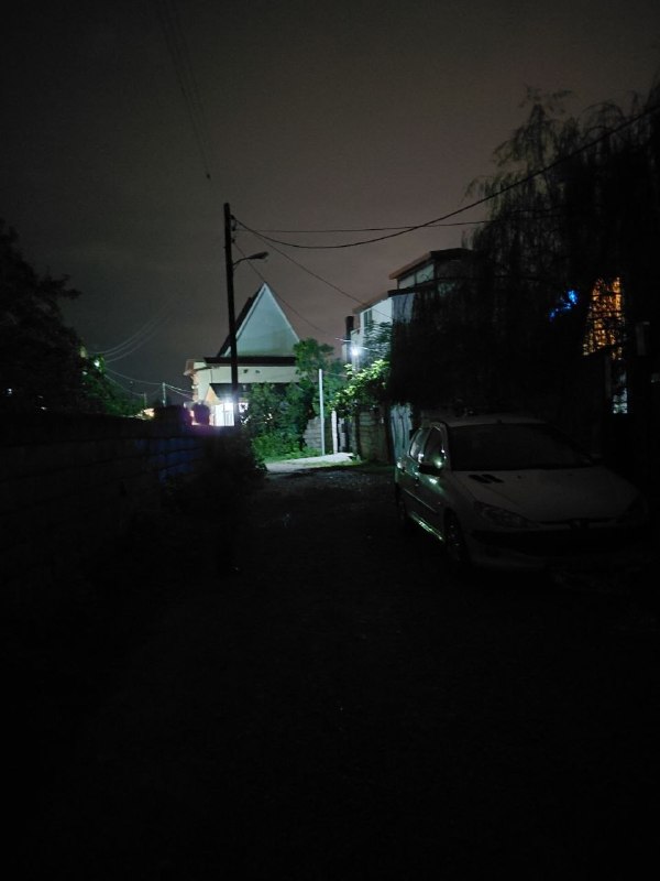 اخبار آمل نور: یکی از اهالی روستای عباسا شهرستان نور از تاریکی مطلق کوچه گلشن۲۱ انتقاد کرد.@AmolNoor