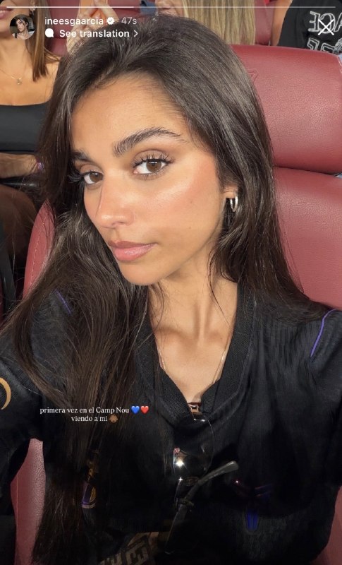 FUNNY SOCCER | فانی ساکر: 🙂‍↔️💕 دوست دختر یامال استوری گذاشته که واسه اولین بار اومدم نیوکمپ بازی بچمو ببینم✅@funnysoccer