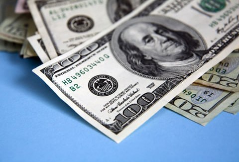 BANKER | بنکر: دلار به ۲۰۰ هزار تومان نزدیک شد؛ قیمت بازار ارز ۱ شهریورقیمت دلار در معاملات امروز با جهشی ۷ هزار تومانی نسبت به روز گذش