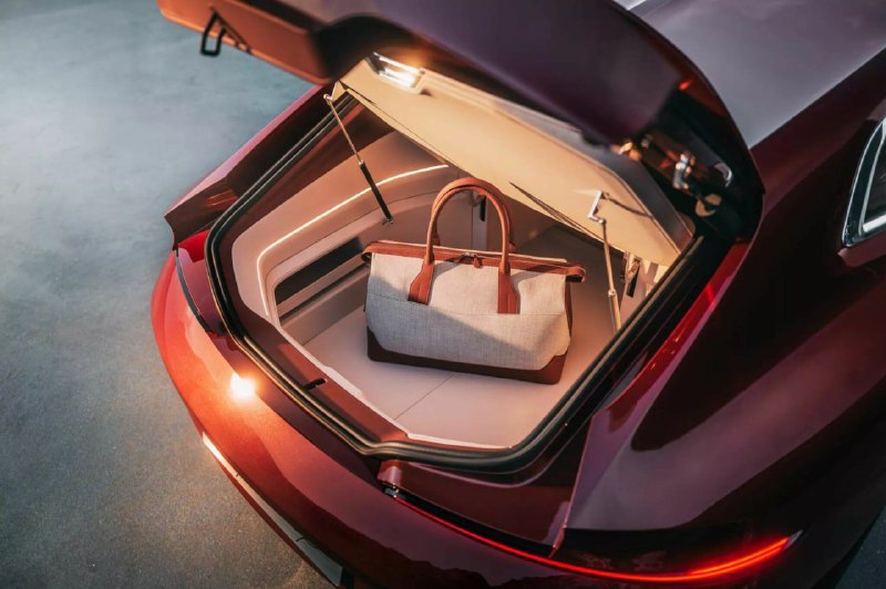 BMW представила стильный спорткар Speedtop в кузове шутинг-брейк 4