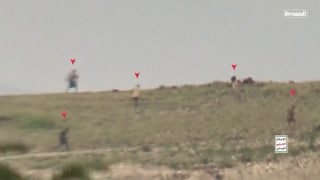 צפו | הכוחות המזוינים של תימן פרסמו ביום רביעי בערב צילומים שבהם נראים לוחמים שלהם מגרשים תגבורת הנתמכת על…