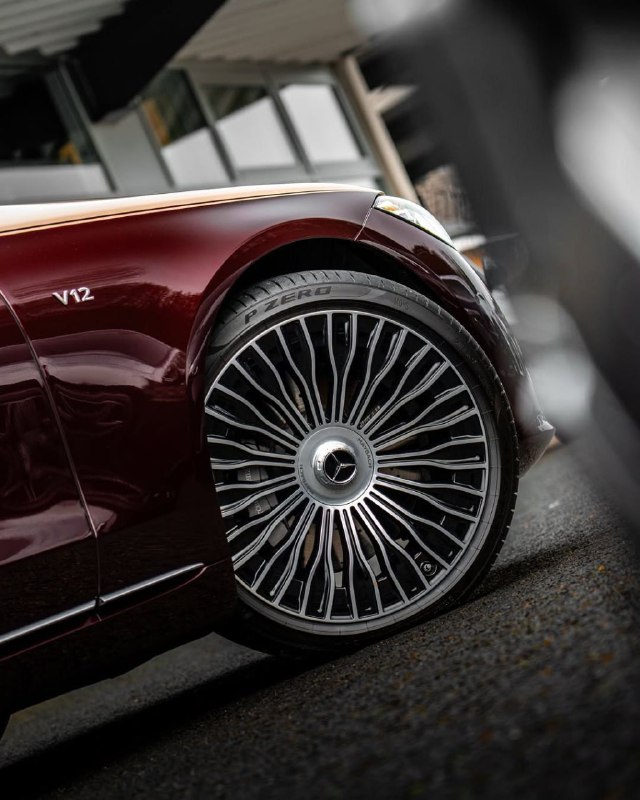 Maybach 10