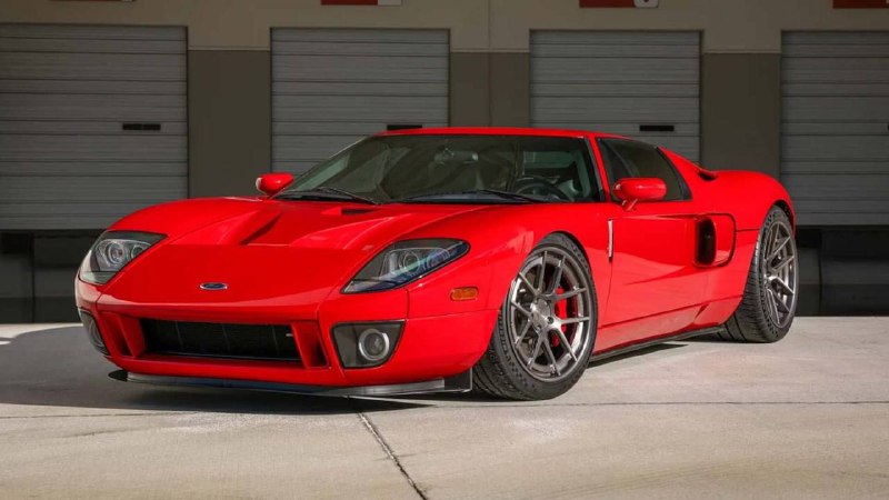 На продажу выставили Ford GT из коллекции Пола Уокера — суперкар звезды «Форсажа» проехал меньше 600