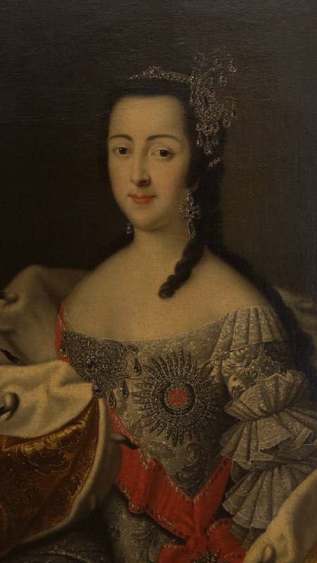 Коллекция причесок Михайловского замкаКоллекция причесок Михайловского замка