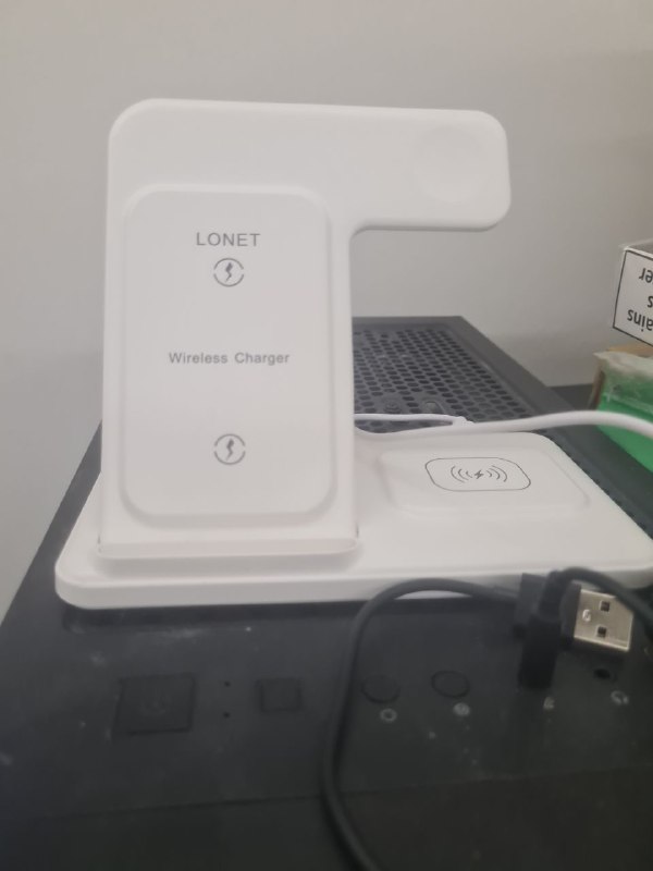 Беспроводная зарядка 3-в-1 — фото 1