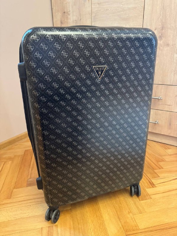Чемодан Guess, оригинал
