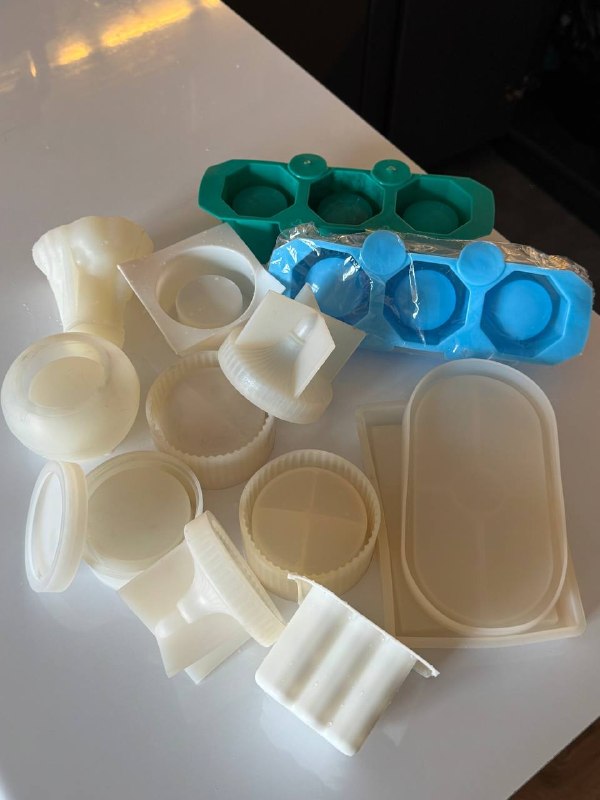 Продам силиконовые формы/молды для изготовления изделий из гипса/для свечей — фото 1
