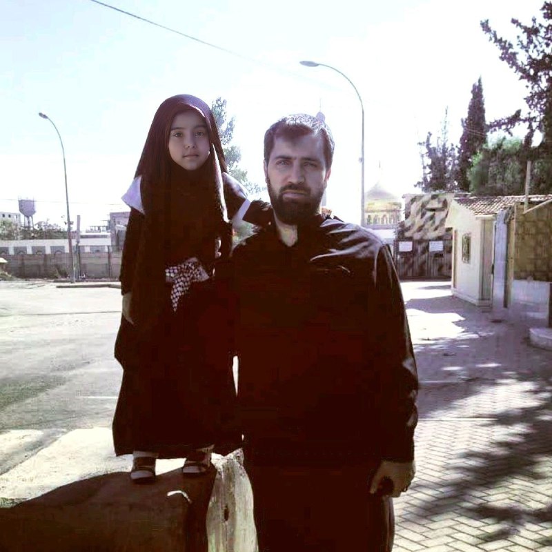 🌷ب یاد شهیدان🌷: ماه محرّم که فرا می‌رسید، مهدی پیراهن مشکی خود را آماده می‌کرد و تا پایان ماه صفر آن را می‌پوشید، او در هیئت «یا زهرا» م