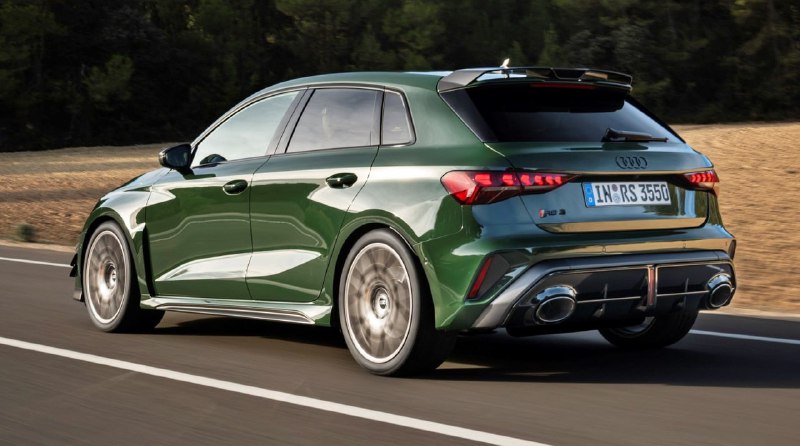 Новая спецверсия Audi RS 3: регулируемая подвеска и 400 л.с. 5