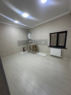 Продаю дом 3ком. М.Ашрафи ул.Байсунская санузел, ванна, туалет внутри