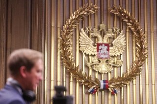 Иск о снятии «Яблока» с выборов рассмотрит судья, признавший «Мемориал»* экстремистами и отклонявший жалобу Навального к колонии Верховный суд России рассмотрит иск партии «Родина» о снятии «Яблока» с выборов в Госдуму 10 августа в 10:00 мск, следует из ин