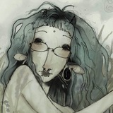 littleButtongoat{🍇*🕸️}