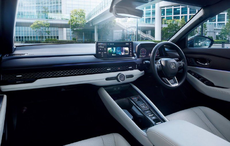 Седан Accord стал первой Honda с функцией вождения без рук 3
