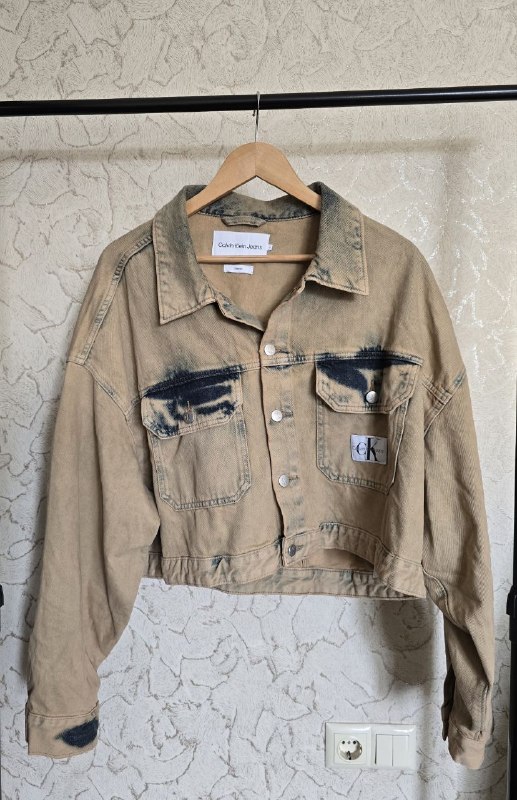 Джинсовка Calvin Klein оригинал модель года, необычного цвета , размер L -130 лари. — фото 1