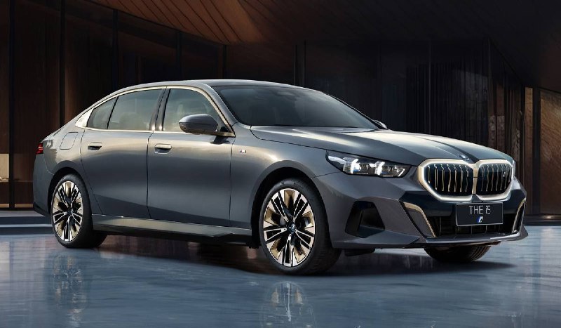 BMW отзывает более 70 тысяч электромобилей 4