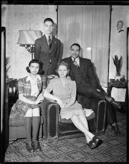 Family photo of a mixed couple in Pittsburgh, Agfa negative, 1940s @pfff_histor...