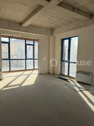 Продажа, квартира, 5-комн., 218 м2Адрес: Бишкек, Магистраль, с. Орто-Сай, контур 13, контур 13Цена: $225 000 (19 707 750 сом)Жилой комплекс: ЖК OrtoSay VillageТип предложения: от собственникаСерия: эл